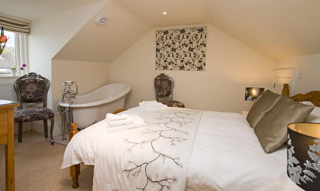 Whitburn Lodge Brighton Room photo